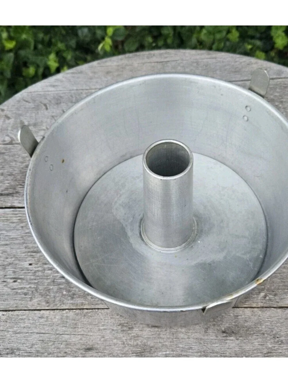 Vintage Aluminum 2 Piece 10
